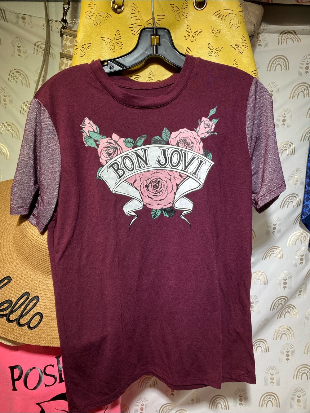 Bon Jovi Women's Short Sleeve Tee in Burgundy with Pink Roses